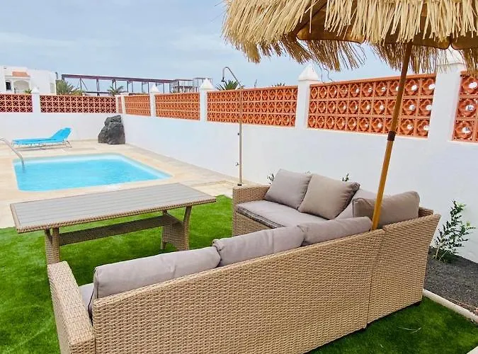 Golden Wave Surf Villa